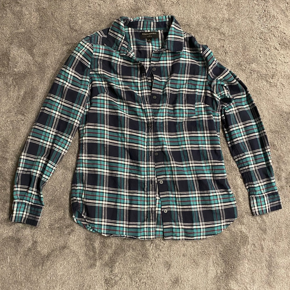 Banana Republic Plaid longsleeve shirt size S